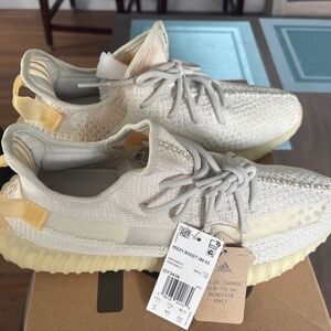 Men’s Yeezy boost 350 V2